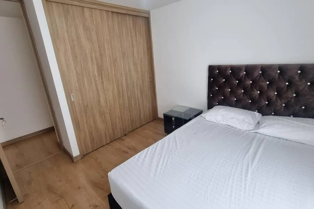 Apartamento De Lujo En Ciudadela Medellin Apartment
