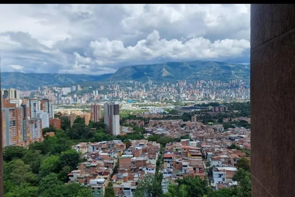 Apartamento De Lujo En Ciudadela Medellin 0*,  Colombia